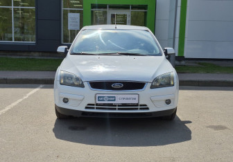 Подержанный автомобиль Ford Focus Hatchback 2007 года (2 фото)