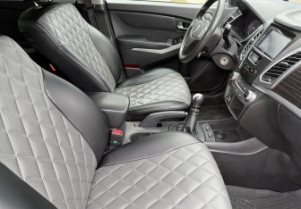 Подержанный автомобиль SsangYong Actyon 2013 года (10 фото)