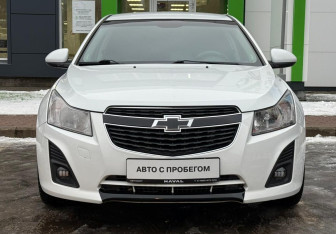 Подержанный автомобиль Chevrolet Cruze Hatchback 2013 года (2 фото)