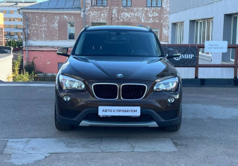 Подержанный автомобиль BMW X1 2012 года (2 фото)