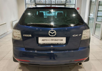 Подержанный автомобиль Mazda CX-7 2011 года (6 фото)