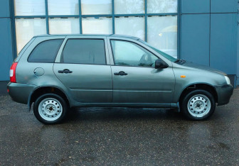 Подержанный автомобиль LADA (ВАЗ) Kalina Wagon 2010 года (4 фото)