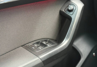 Подержанный автомобиль SEAT Ateca 2019 года (16 фото)