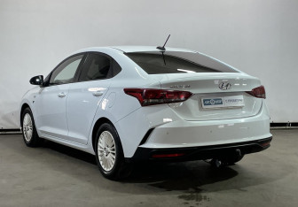Подержанный автомобиль Hyundai Solaris Sedan 2020 года (7 фото)