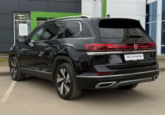 Подержанный автомобиль Volkswagen Teramont 2022 года (7 фото)
