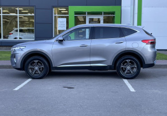 Подержанный автомобиль Haval F7 2021 года (8 фото)