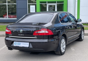 Подержанный автомобиль Skoda Superb Liftback 2012 года (5 фото)