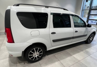 Подержанный автомобиль LADA (ВАЗ) Largus Wagon 2020 года (4 фото)