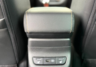 Подержанный автомобиль LADA (ВАЗ) Vesta Wagon 2018 года (17 фото)