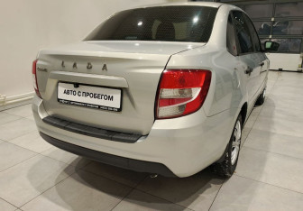 Подержанный автомобиль LADA (ВАЗ) Granta Sedan 2018 года (6 фото)