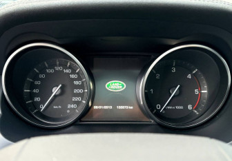 Подержанный автомобиль Land Rover Range Rover Evoque 2014 года (13 фото)