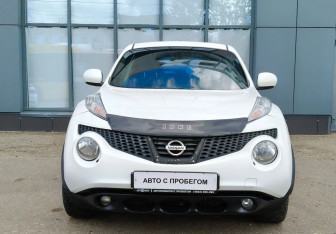 Подержанный автомобиль Nissan Juke 2014 года (3 фото)