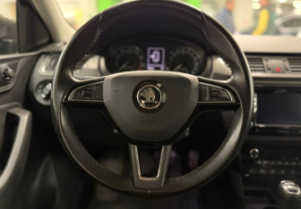 Подержанный автомобиль Skoda Rapid Liftback 2019 года (12 фото)