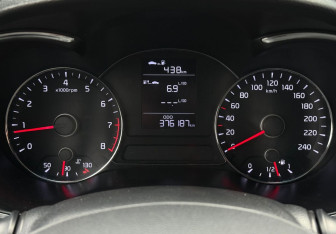 Подержанный автомобиль Kia Cerato Sedan 2013 года (12 фото)