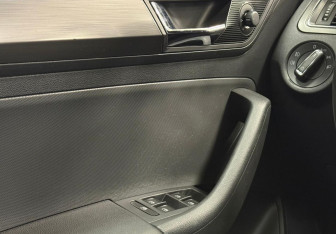 Подержанный автомобиль Skoda Rapid Liftback 2019 года (15 фото)