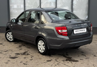 Подержанный автомобиль LADA (ВАЗ) Granta Sedan 2019 года (8 фото)
