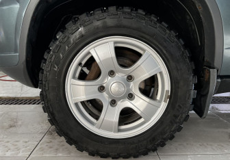 Подержанный автомобиль Chevrolet Niva 2011 года (9 фото)