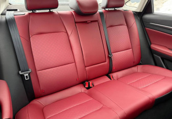 Подержанный автомобиль Changan Eado Plus 2023 года (10 фото)