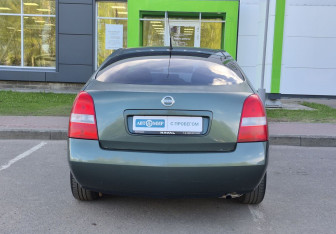 Подержанный автомобиль Nissan Primera Sedan 2003 года (6 фото)