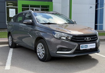 Подержанный автомобиль LADA (ВАЗ) Vesta Wagon 2021 года (3 фото)