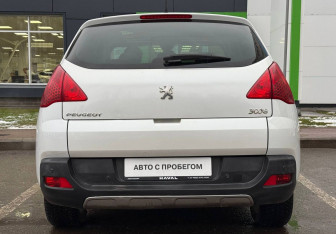 Подержанный автомобиль Peugeot 3008 2011 года (6 фото)