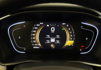 Подержанный автомобиль Geely Coolray 2023 года (12 фото)