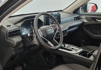 Новый Haval Jolion 2025 (9 фото)