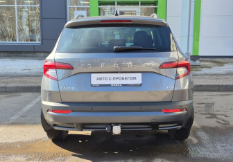 Подержанный автомобиль Skoda Karoq 2020 года (6 фото)