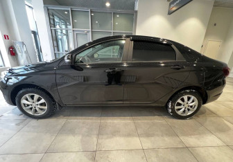 Подержанный автомобиль LADA (ВАЗ) Vesta Sedan 2023 года (7 фото)