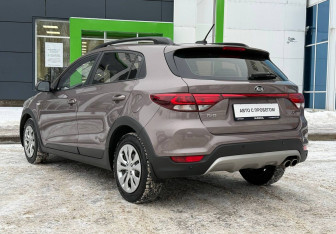 Подержанный автомобиль Kia Rio Hatchback 2018 года (7 фото)