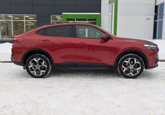 Подержанный автомобиль Haval F7x 2023 года (4 фото)