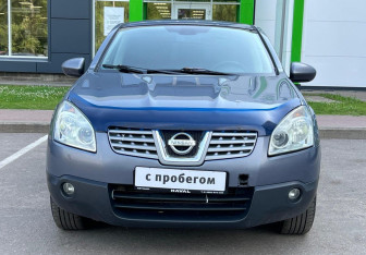 Подержанный автомобиль Nissan Qashqai 2009 года (2 фото)