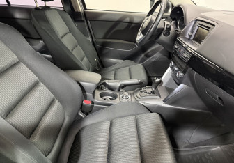 Подержанный автомобиль Mazda CX-5 2012 года (10 фото)