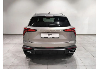 Новый Haval F7 2025 (5 фото)