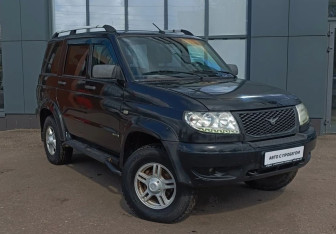 Подержанный автомобиль УАЗ Patriot 2014 года (3 фото)