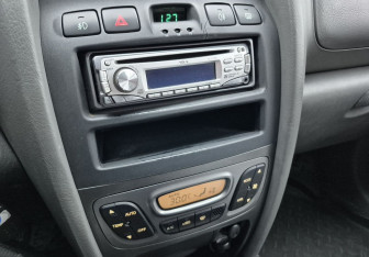 Подержанный автомобиль Hyundai Santa Fe 2008 года (13 фото)