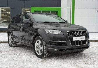 Подержанный автомобиль Audi Q7 2015 года (3 фото)