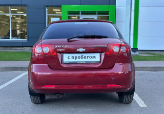 Подержанный автомобиль Chevrolet Lacetti Hatchback 2007 года (6 фото)