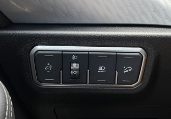 Подержанный автомобиль Haval F7 2023 года (15 фото)