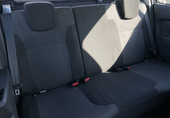 Подержанный автомобиль Renault Logan Sedan 2021 года (11 фото)