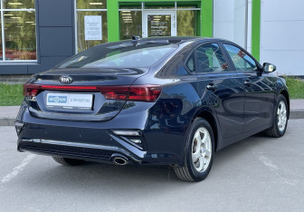 Подержанный автомобиль Kia Cerato Sedan 2018 года (5 фото)