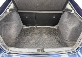 Подержанный автомобиль Skoda Rapid Liftback 2014 года (15 фото)