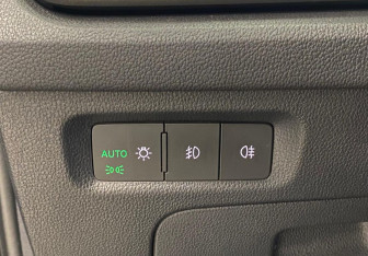 Подержанный автомобиль Skoda Octavia Liftback 2020 года (16 фото)