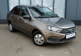 Подержанный автомобиль LADA (ВАЗ) Granta Sedan 2020 года (2 фото)