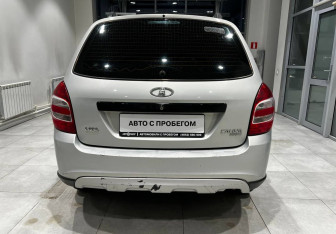 Подержанный автомобиль LADA (ВАЗ) Kalina Wagon 2015 года (7 фото)