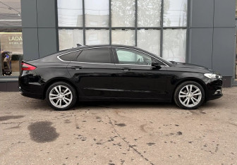 Подержанный автомобиль Ford Mondeo Sedan 2018 года (6 фото)
