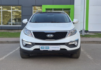 Подержанный автомобиль Kia Sportage 2015 года (2 фото)