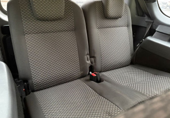 Подержанный автомобиль LADA (ВАЗ) Largus Wagon 2018 года (12 фото)