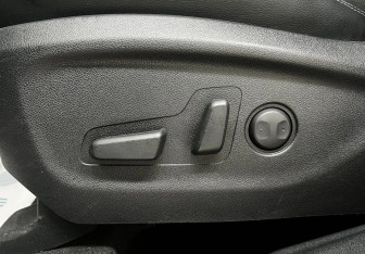 Подержанный автомобиль Kia Sorento 2018 года (16 фото)