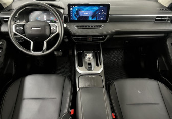Подержанный автомобиль Haval Jolion 2023 года (11 фото)